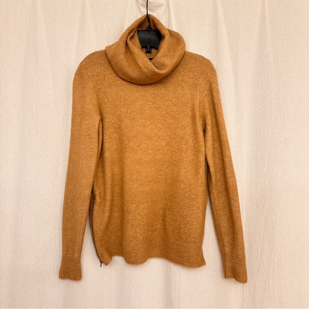 Vero Moda Alpaca Wool Blend Warm Tan Turtleneck Sweater